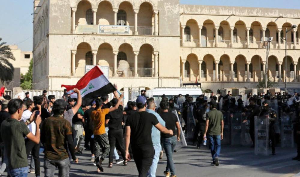 Ցուցարարները ներխուժել են Իրաքի խորհրդարանի շենք