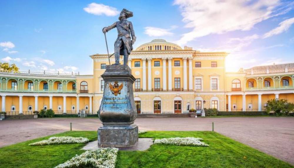 Ռուսաստանում այրվում է Պավլովյան պալատը