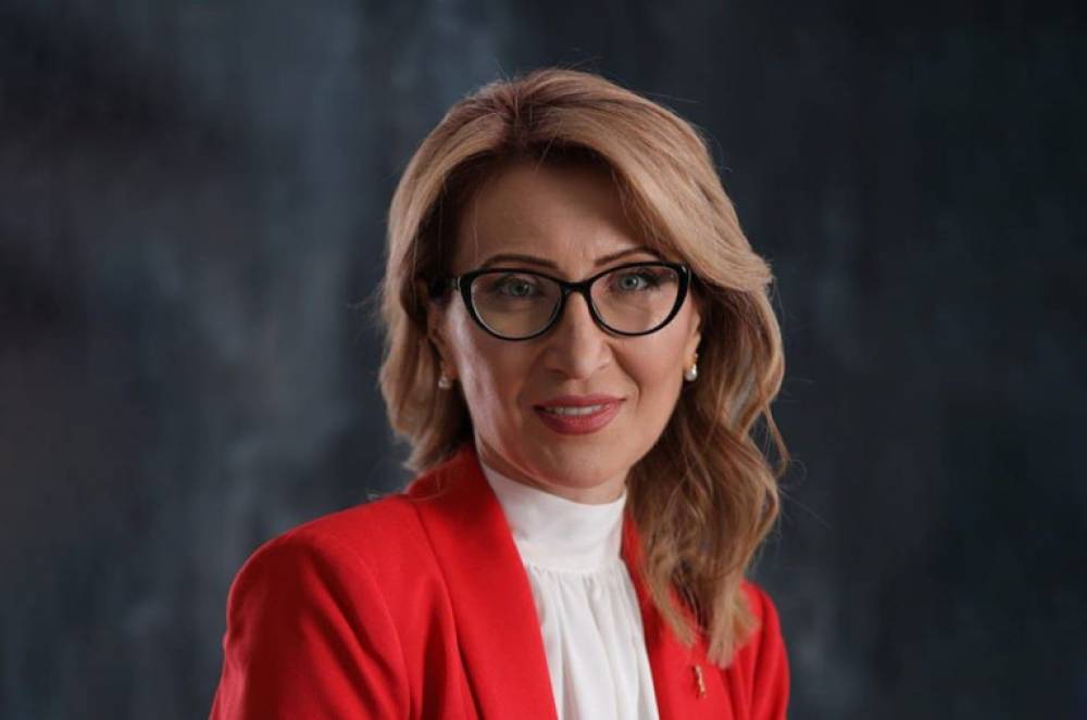 Ֆրունզը հանճարեղ դերասան էր, հայրաքաղաքի՝ Գյումրու կոլորիտն իր մեջ կրող, անսպառ սիրով լցված մայրաքաղաքի՝ Երևանի նկատմամբ. Մանե Թանդիլյան