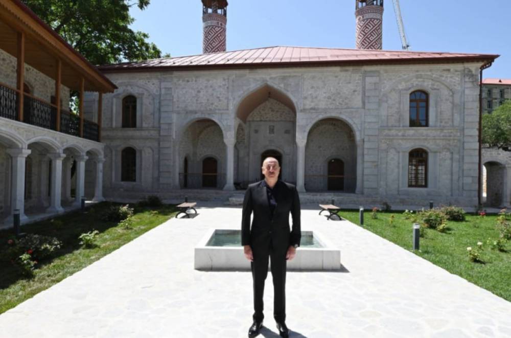 Ալիևն օկուպացված Շուշիում ընդունել է ինքնահռչակ Հս. Կիպրոսի ղեկավարին և Թյուրքական պետությունների կազմակերպության գլխավոր քարտուղարին