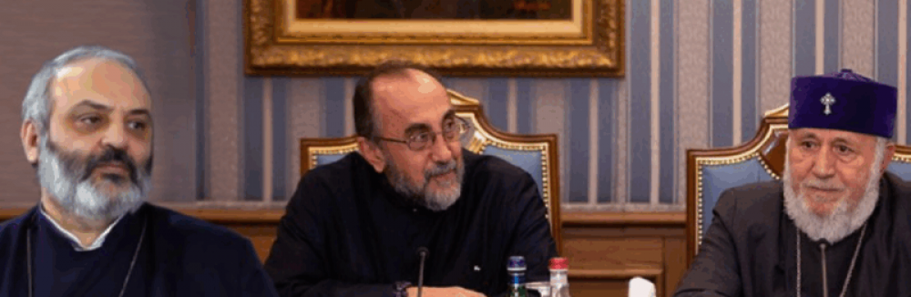 Միքայել Սրբազանի պաշտպանությունն ամբողջությամբ Կաթողիկոսն է համակարգում. «Ժողովուրդ»