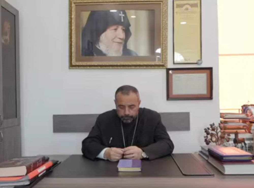 Ինչու է քահանան մերժել ՔՊ-ականին դառնալ կնքահայր. Տեսանյութ