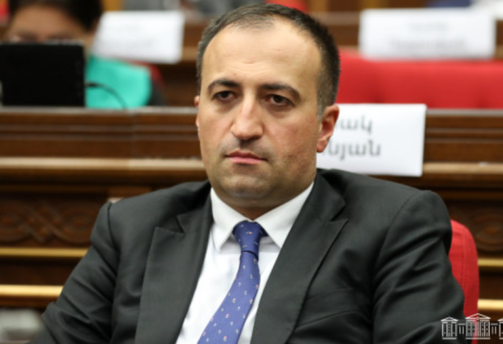 Եկեղեցու դեմ պատերազմում Փաշինյանին մի այլ կարգի «դուխ» է տալիս. «Իրավունք»