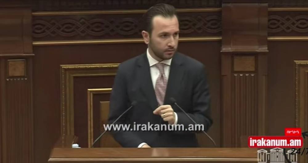 Կոնջորյանը սկսեց գոռալ ընդդիմության վրա. նա «կպավ» Վեհափառին