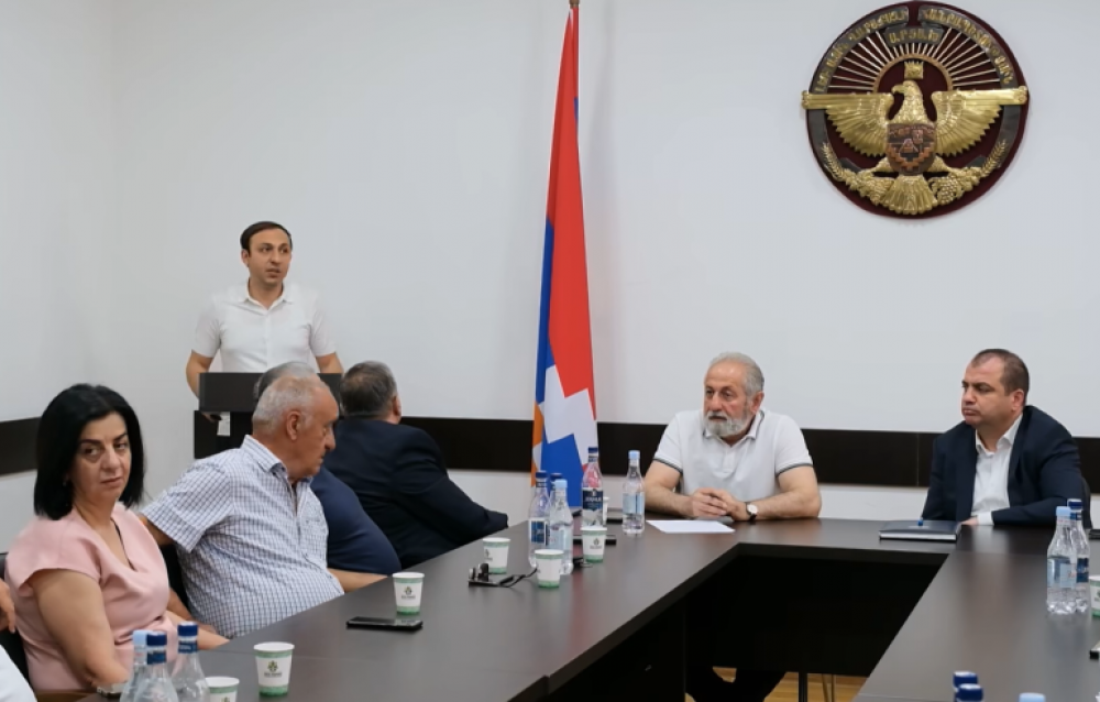 Լսումներ՝ տեղահանված արցախցիների համար նախատեսված սոցիալական ծրագրերի վերաբերյալ