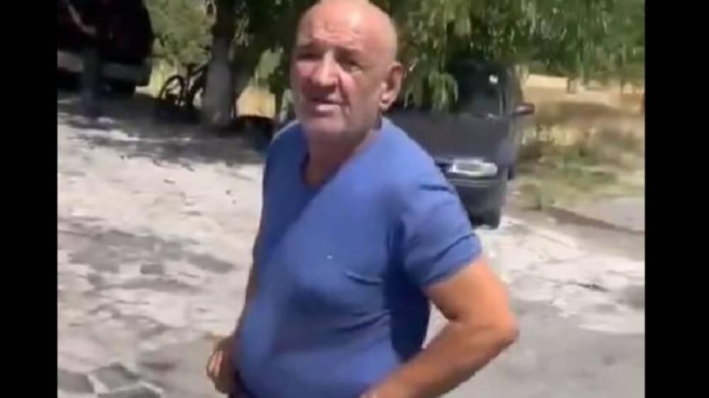 Շանը մեքենայի հետևը կապած ու քարշ տված Բյուրեղավանի 62-ամյա բնակիչը հայտնաբերվել և ձերբակալվել է