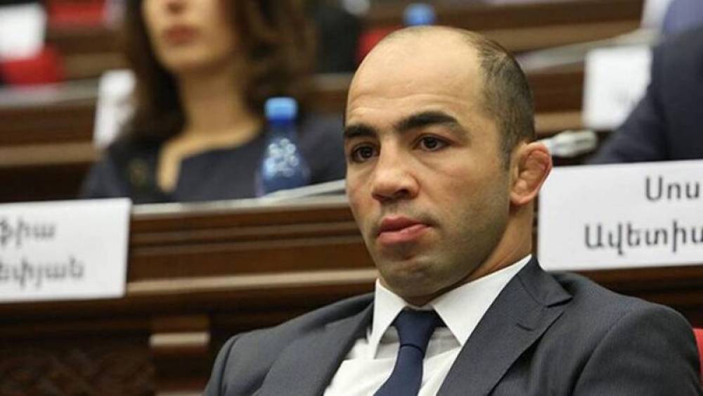 «Պետականության հանդեպ նման վերաբերմունքը չի կարող անհետևանք մնալ». Արսեն Ջուլֆալակյան