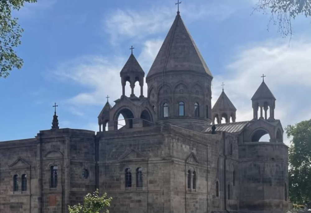 Նիկոլ Փաշինյանի կես տոկոսանոց պայքարը Եկեղեցու դեմ