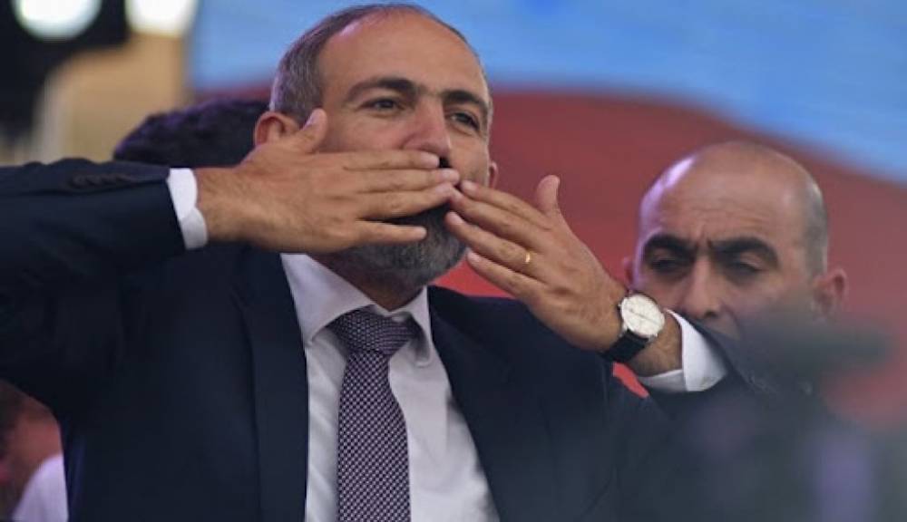 Սիրում եմ քեզ՝ Հայաստանի Հանրապետության աշխատող, պետությունդ շենացնող ժողովուրդ․ Փաշինյան