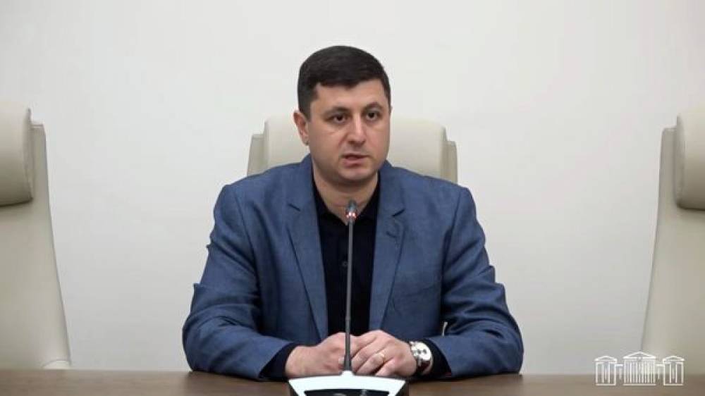 Ադրբեջանը, խաղացնելով, պարեցնելով, այնքան է «քշելու» ՔՊ-ին, մինչև իր պահանջները կատարվեն․ Աբրահամյան