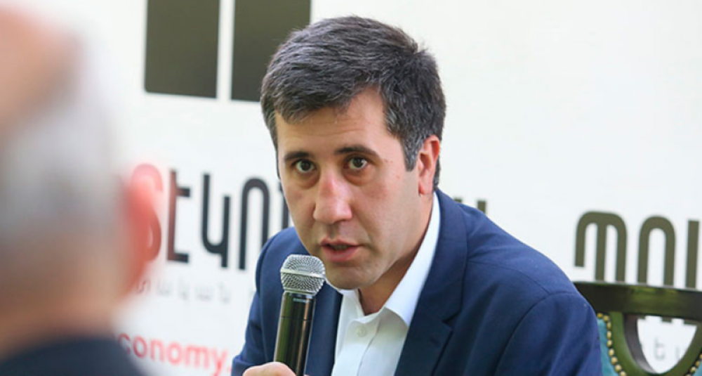 Արդյո՞ք HelpCourt-ը «աներկբա չարիք է». իհարկե՝ ոչ. Ռուբեն Մելիքյան