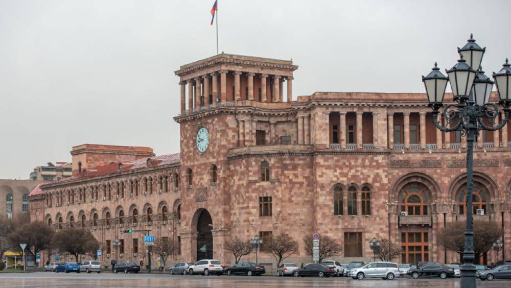 ՀՀ կառավարությունը որոշեց 5 մլրդ դրամ հատկացնել պետական կառավարման համակարգի մի շարք մարմինների աշխատակիցներին խրախուսելու համար