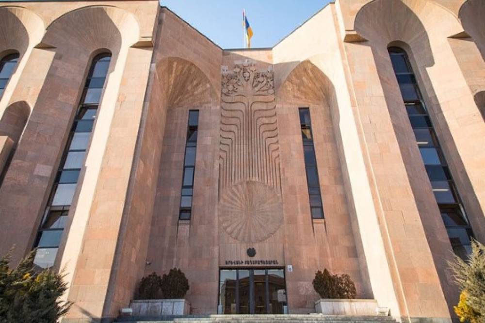 Երևանի քաղաքապետարանի պաշտոնատար անձին մեղադրանք է ներկայացվել դատական ակտը չկատարելու և ՍՊ ընկերության օրինական շահերին վնաս պատճառելու համար