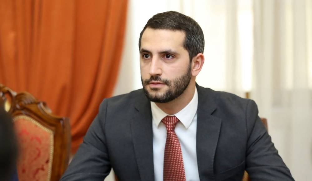 ԱԺ-ում լրագրողների մասնագիտական գործունեության «նոր և աննախադեպ խստացումներն ու սահմանափակումները» գործում են 2021-ից. Ռուբինյան