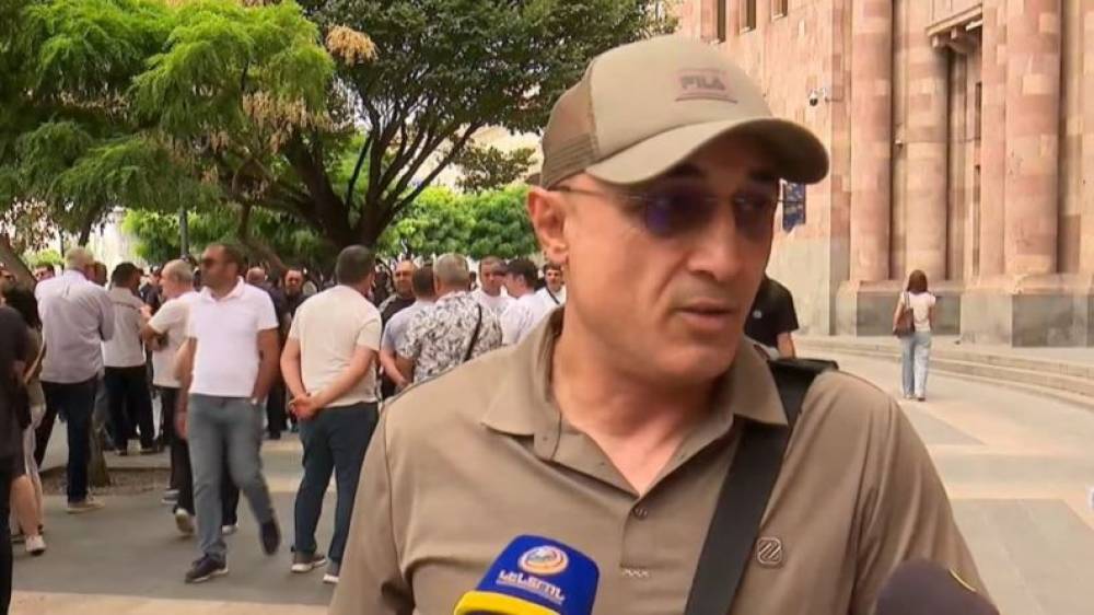 Թող իջնեն, ասեն՝ հանգիստ նստեք տեղներդ, էս ինչ օրը գնալու եք ձեր աշխատանքին, վայ. «Օլիմպավան»-ի մարզիչ