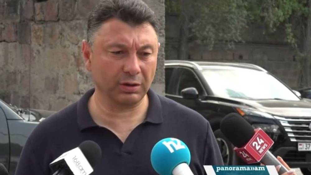 Ովքեր չեն տեղավորվում Հայաստանի վիլայեթացման խաղաքարտի մեջ, Ալիևի կողմից հռչակվում են ռևшնշիuտներ, տեղի իշխանության կողմից՝ եռագլուխ, նախկին, շպիnն. Շարմազանով