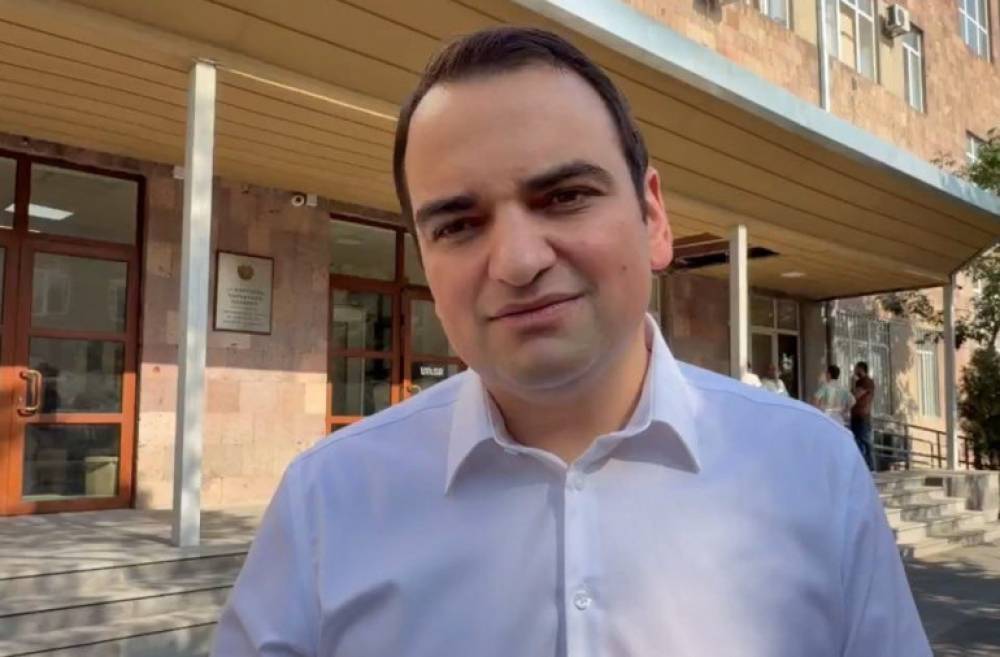ԱԺ-ում ես աշխատավարձ չեմ ստանալու, իսկ պարգևավճար չի ստանալու ողջ խմբակցությունը. Նարեկ Կարապետյան