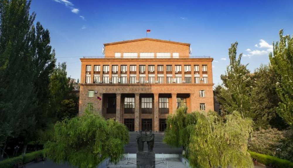 Ցավում ենք, որ Մայր բուհում հանդուրժում են քաղաքական հալածանքները վաստակաշատ դասախոսներ Խաչիկ Գալստյանի, Ալեն Ղևոնդյանի, Ռուբեն Մելիքյանի նկատմամբ. Հայտարարություն