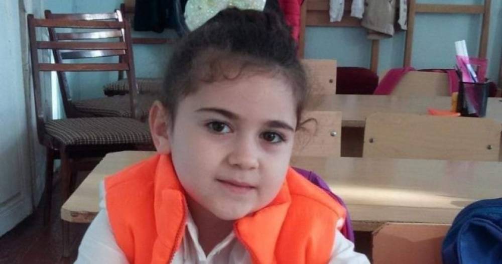 8-ամյա Վիկտորիան մահացավ պատերազմի առաջին օրը Արցախի Մարտունի քաղաքում՝ նկուղ շտապելիս