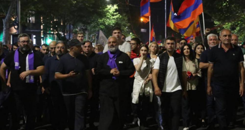 Կքննարկենք. Բագրատ Սրբազանը՝ արտահերթ ընտրությունների հնարավորության մասին