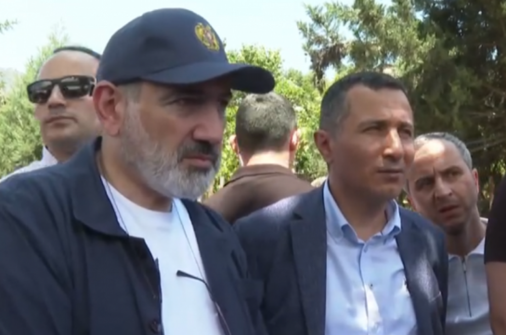 «էս դրախտա է՜ ախր», «Ով գալիս է՝ ասում է Շվեյցարիան է, բայց ասում են ու թողնում գնում». Նիկոլ Փաշինյանը Շիկահողում էր (Տեսանյութ)