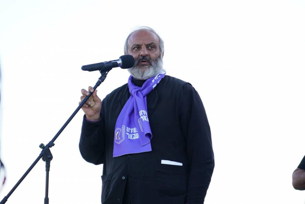 Հայրենիքը մաս-մաս հանձնողները հետ չեն կանգնելու այդ ճանապարհից, որն իրենց պարտադրված է, ոչ թե բանակցված․ Բագրատ Սրբազան