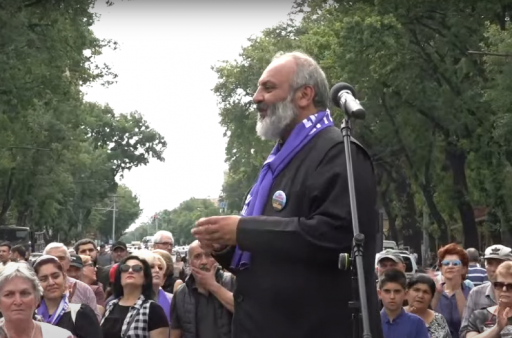 Եթե անվստահություն հայտնելու գործընթացը մերժվի, ստիպված կլինենք այդ մարդկանց գործի չթողնել․ Բագրատ Սրբազան