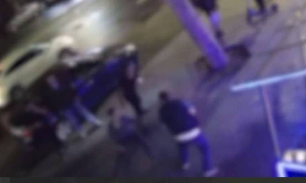 Տեսանյութ. ինչպես են դանակահարել 19-ամյա երիտասարդին ճանապարհը զիջելու հարցի շուրջ առաջացած վեճի հետևանքով