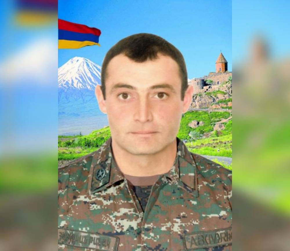 «Վերջին զրույցի ժամանակ Արսենն ասաց՝ երեխեքիս լավ կնայես». պայմանագրային զինծառայող Արսեն Մադոյանն անմահացել է սեպտեմբերի 30-ին