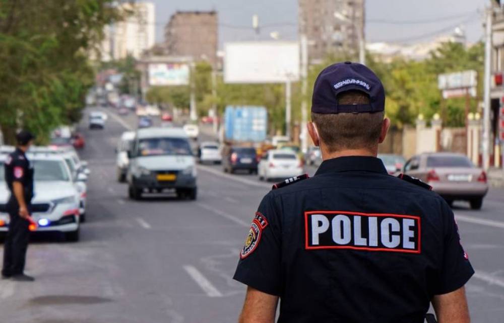 Արմաշում վթարի հետևանքով երեք մարդ է տուժել, նրանց թվում՝ կին պարեկ. ՆԳՆ-ից հերքում են վարչապետի շարասյան մասնակցությունը
