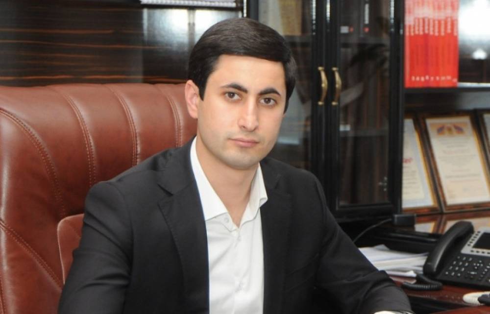 Կաշառքի մեջ մեղադրվող 13 անձանց, այդ թվում՝ Շենգավիթի թաղապետարանի պաշտոնյաների վերաբերյալ քրվարույթը դատարանում է