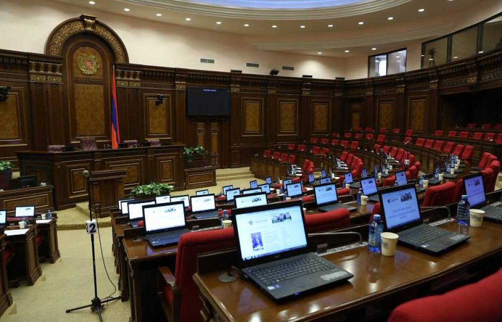 Ամառային արձակուրդներից առաջ ԱԺ–ն շարունակում է իր վերջին քառօրյա նիստերը. ուղիղ