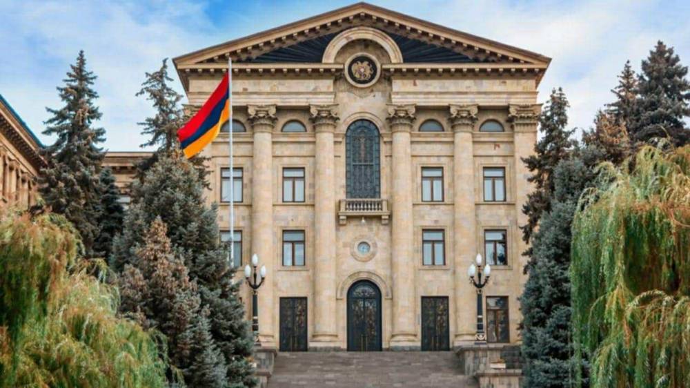 Հիմա. ԱԺ-ում թեժ է. ովքեր են ներկա.ՈՒՂԻՂ