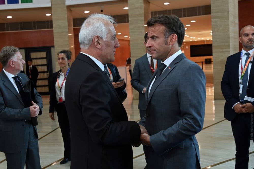 Խաչատուրյանն ու Մակրոնը զրուցել են