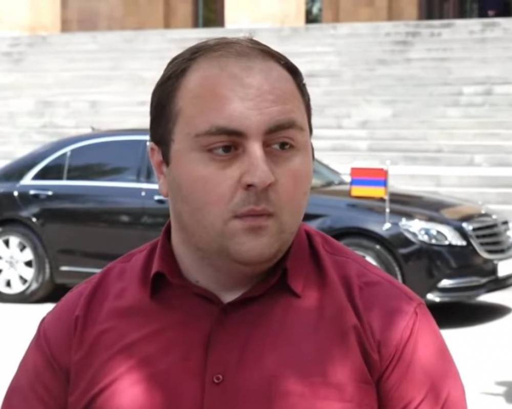 Զարմացած եմ՝ ինչպես կարող է Նիկոլ Փաշինյանն իր բառապաշարից հետո այցելել ԵՊՀ ու խոսել կրթությունից և արժեքներից. ԵՊՀ ՈՒԽ նախկին նախագահ