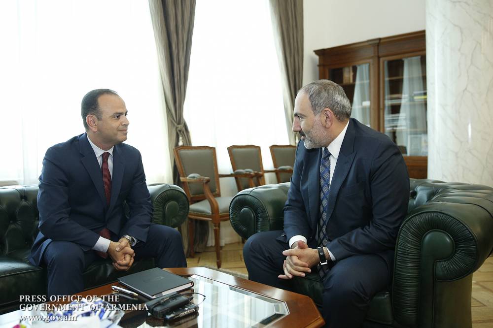 Զարեհ Սինանյանը հակաճառեց. Փաշինյանը զայրույթից դեմքը սկսեց ծռմռել