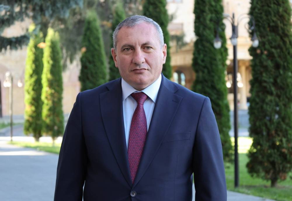 Լոռու մարզպետը ազատման դիմում է գրել. նա դադարեցնում է իր քաղաքական և կուսակցական գործունեությունը