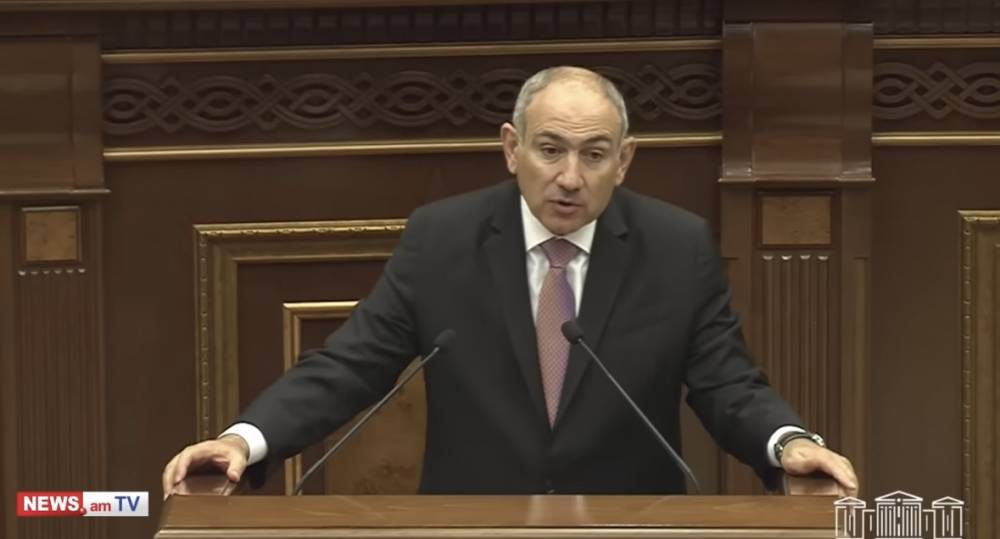 «Մոմի գործի նայողը» Կտրիճ Ներսիսյանի եղբոր տղան է, մի թեմի առաջնորդը եղբայրն է, մյուս թեմինը՝ քրոջ որդին. Փաշինյան
