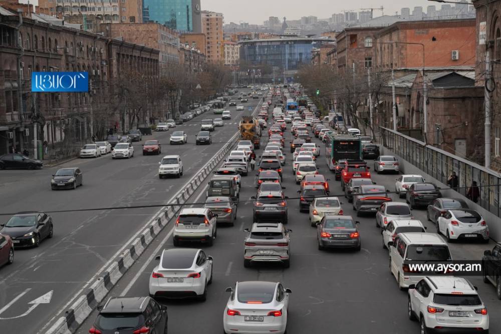 ՔՊ հանրահավաքով պայմանավորված՝ ժամը 16․00-ից կսահմանափակվի Հրապարակ մտնող փողոցների երթևեկությունը