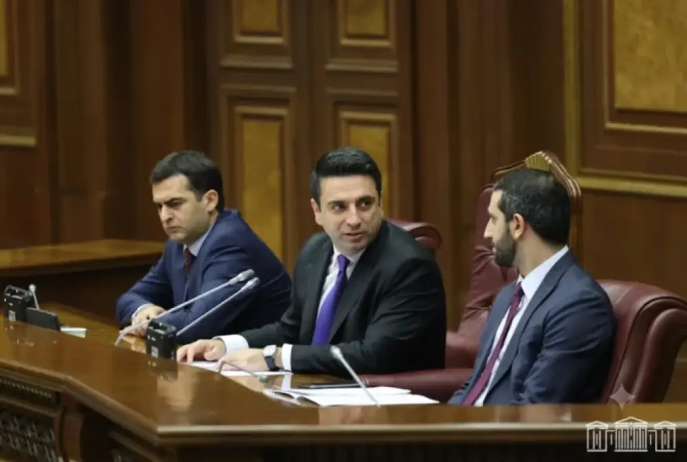 Ազգային ժողովի նախագահի պաշտոնի համար թեժ մարտեր են ընթանում․ «Հրապարակ»