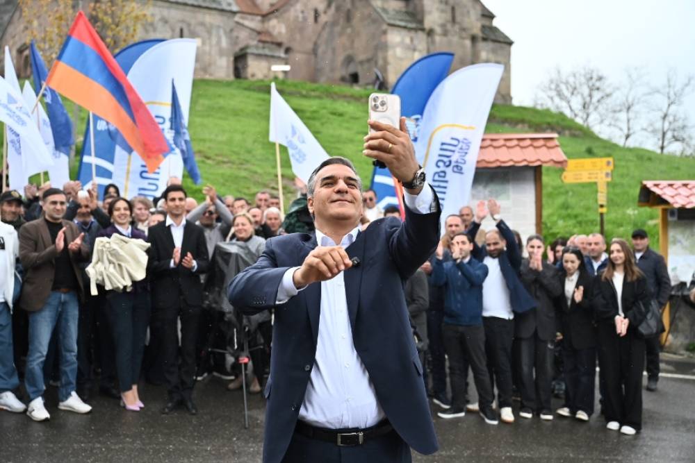 «Միասնության թևերի» քարոզարշավը Մարտունիում. օր 26-րդ
