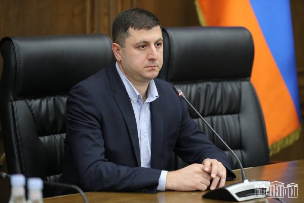 Քաղաքական «բեզպրեդելը» վաղուց հատել է գծված ու չգծված բոլոր սահմանները. Տիգրան Աբրահամյան
