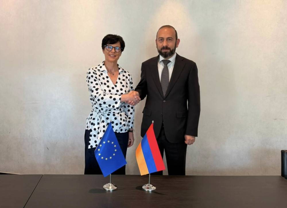 Ընտրություններում հաղթանակը լավ ուղերձ է ՀՀ-ԵՄ գործընկերության հետագա խորացման ուղղությամբ. Կոսը՝ Միրզոյանին