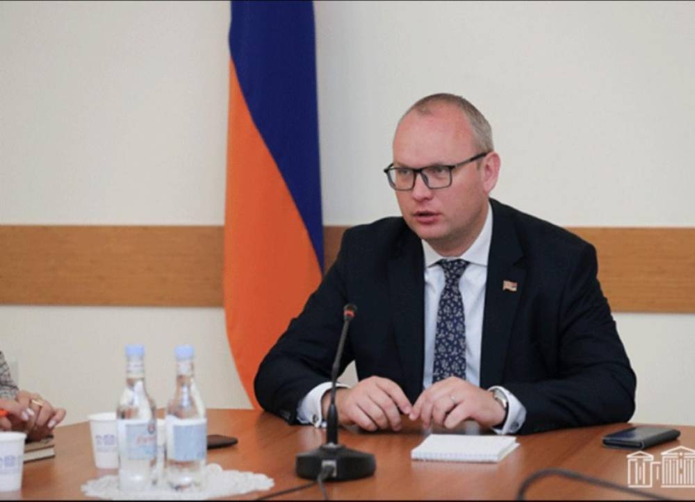 Ճնշե՞լ է, թե՞ չի ճնշել․ «Հրապարակ»