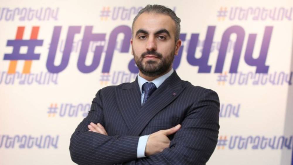 Նիկոլ Փաշինյանը սովորական ձայների ջեպկիր է․ Դավթյան