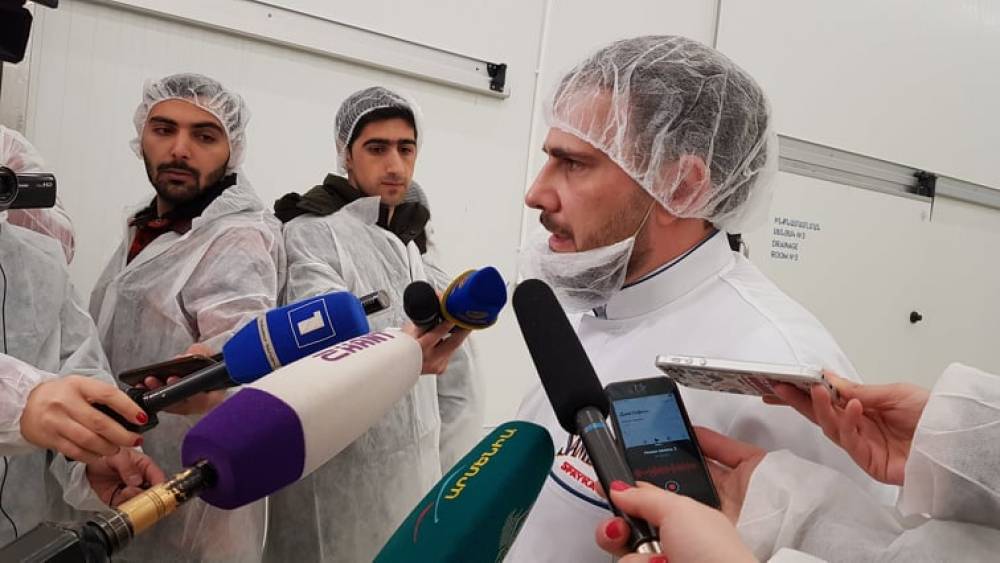 «Սպայկա» պանրի գործարանը կարտադրի բորբոսով պանրի ողջ տեսականին(լուսանկար,տեսանյութ)