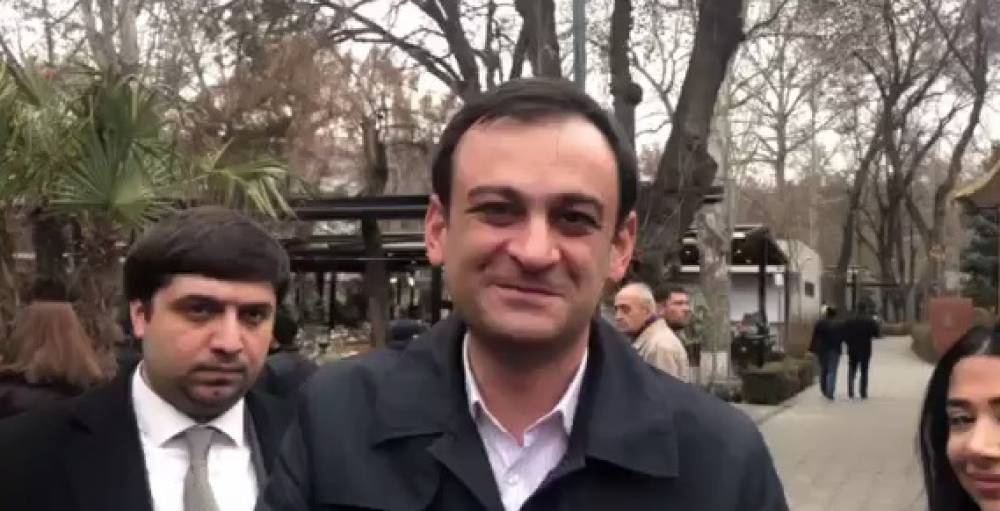 «Իմ քայլը» խմբակցության պատգամավոր Արման Բոշյանը՝ Օպերայի սրճարանները ապամոնտաժելու և ոստիկանների գործողության մասին