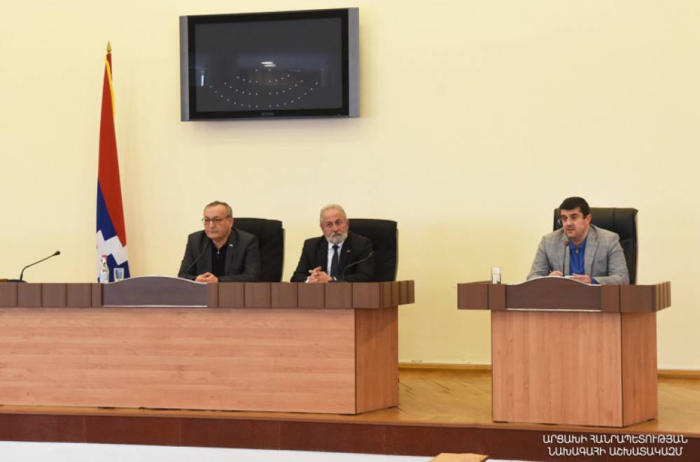 Աշխատանքներ են տարվում Ադրբեջանի ագրեսիվ գործողությունները դադարեցնելու և բնականոն կյանքը վերականգնելու ուղղությամբ․ Արայիկ Հարությունյան