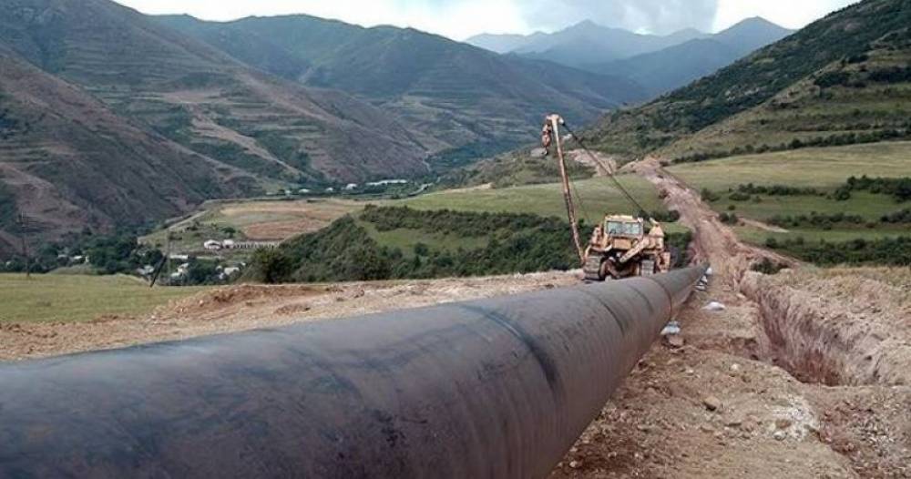 Գազատարի բուն պայթյունն Ադրբեջանն իրականացրել էր Կարմրաքար լեռան փեշին՝ Գորիս-Ստեփանակերտ մայրուղուց 1 կմ հեռավորության վրա, այնինչ միջանցքը պետք է լիներ 5 կմ