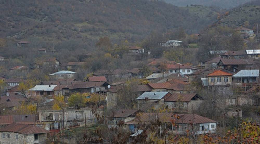 Ադրբեջանական զորքերը շարունակում են մնալ Քարագլխի՝ Փառուխին հարակից հատվածում ամրացված նույն հենակետերում